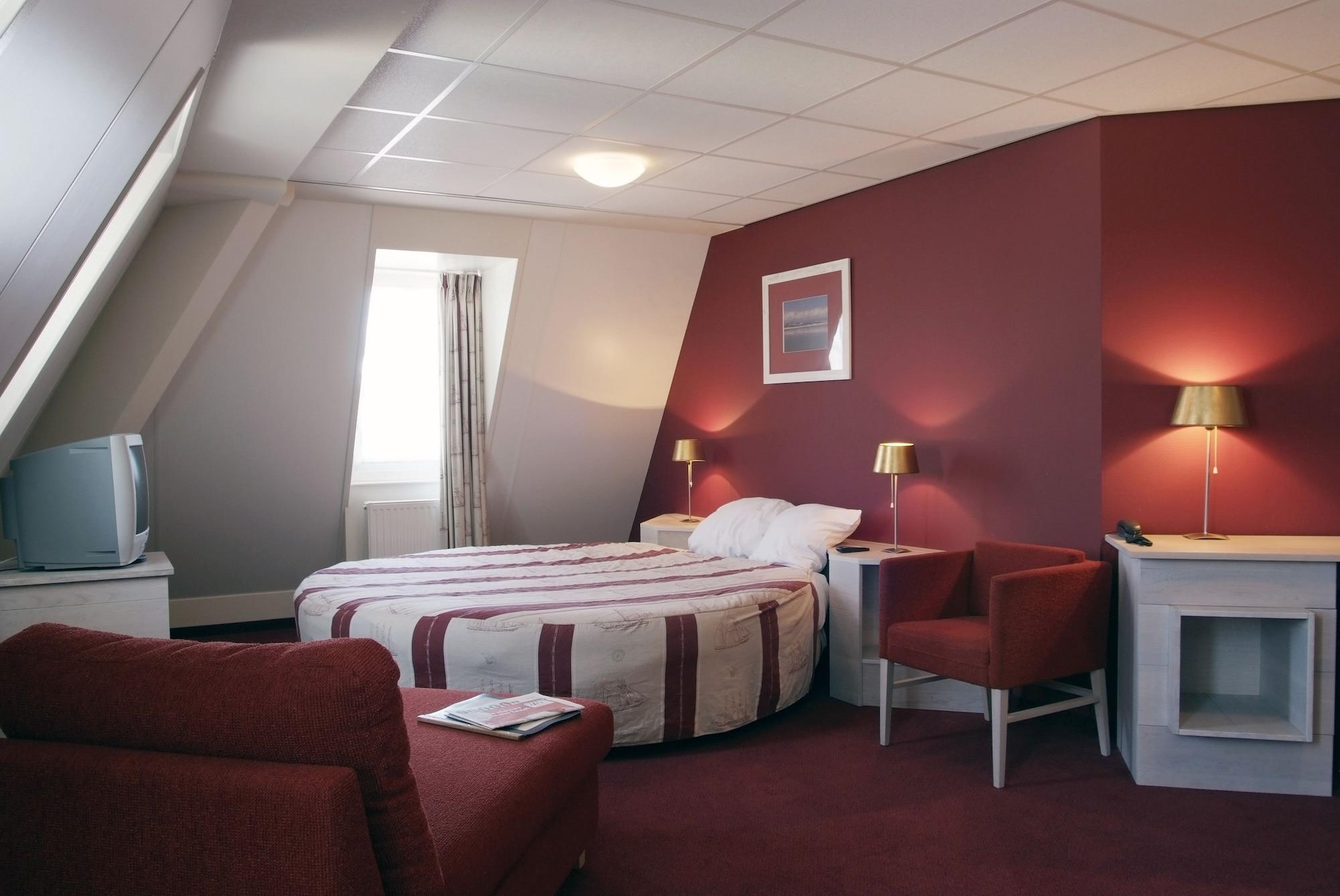 Fletcher Hotel - Restaurant De Cooghen De Koog  Room photo